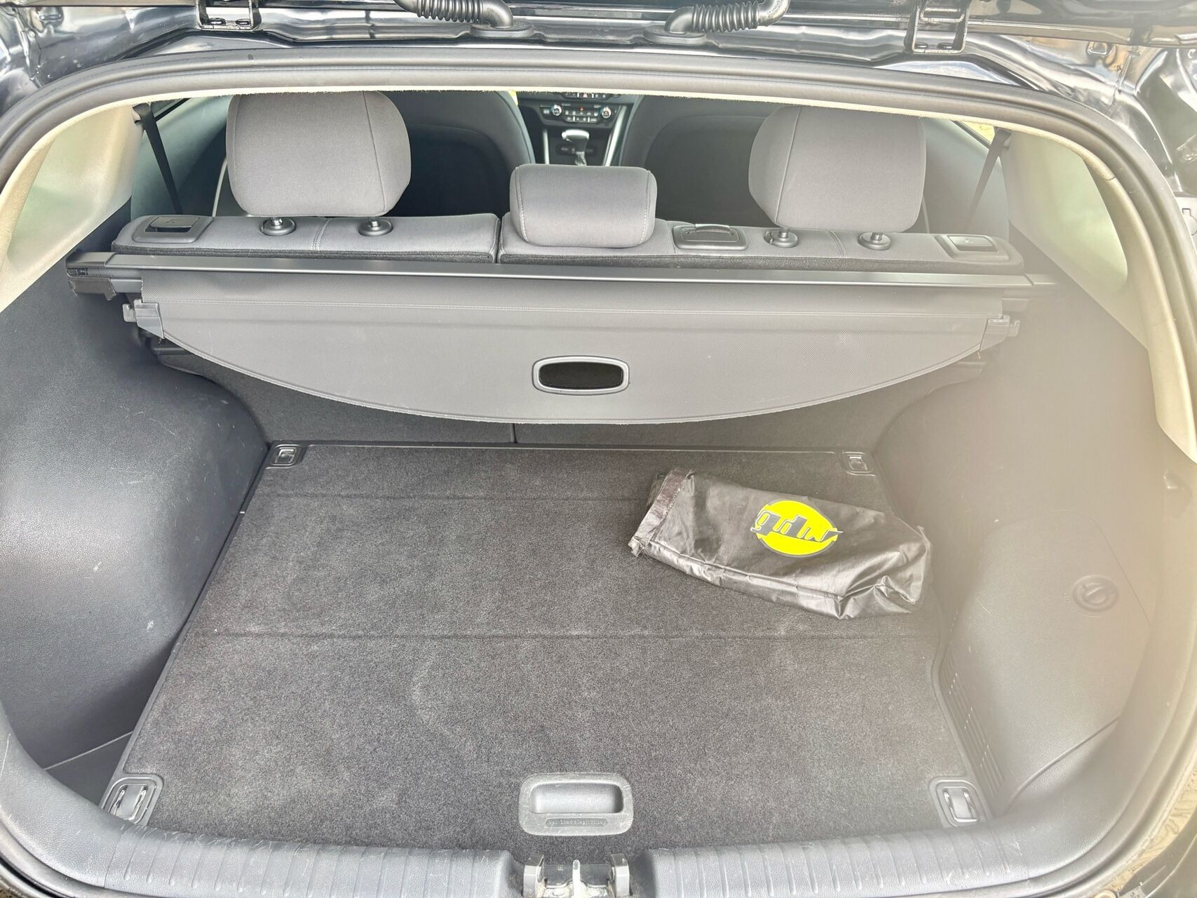 Sort Kia Niro fra 2017