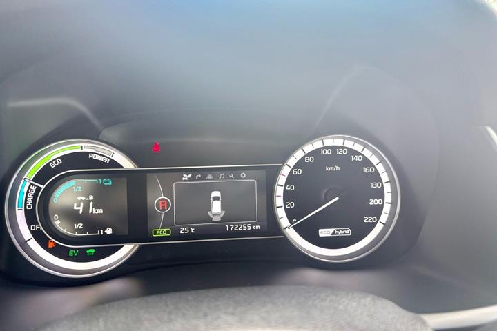 Sort Kia Niro fra 2017