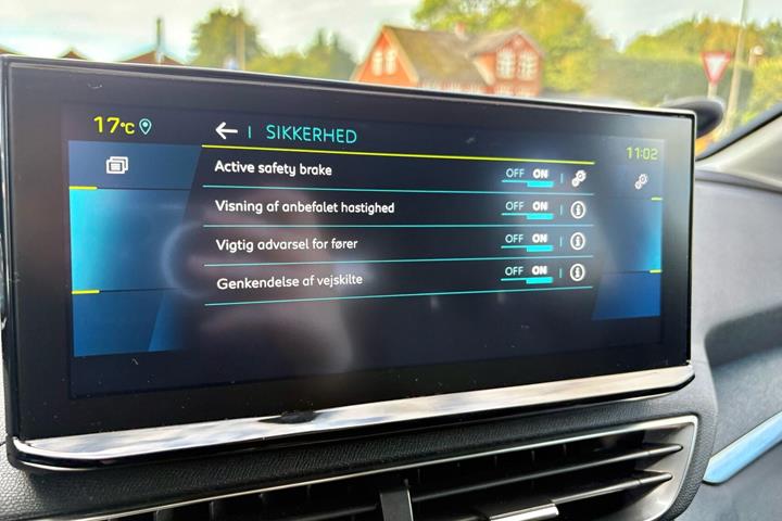 Sort Peugeot 3008 fra 2021