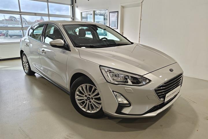 Sølv Ford Focus fra 2019