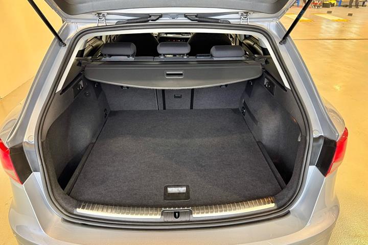 Sølv Seat Leon fra 2019