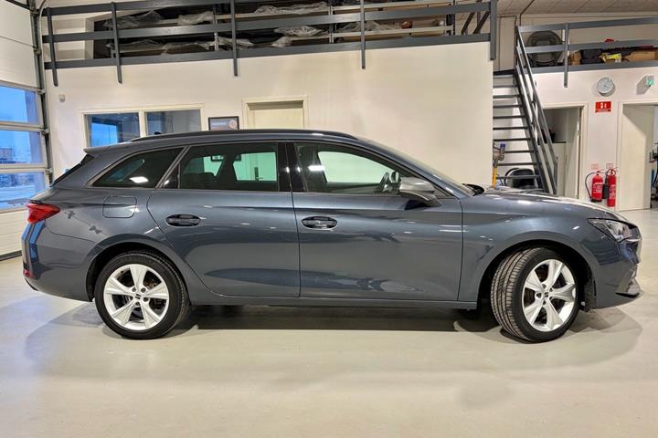 Grå Seat Leon fra 2021