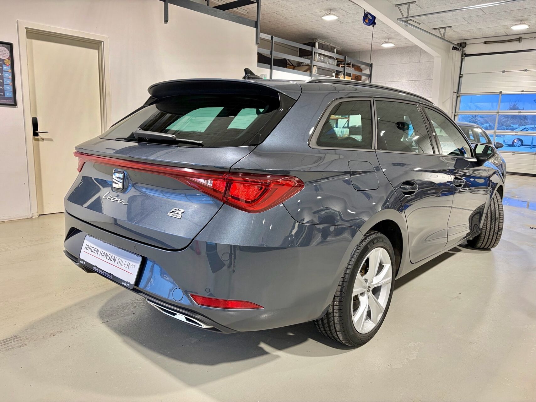 Grå Seat Leon fra 2021