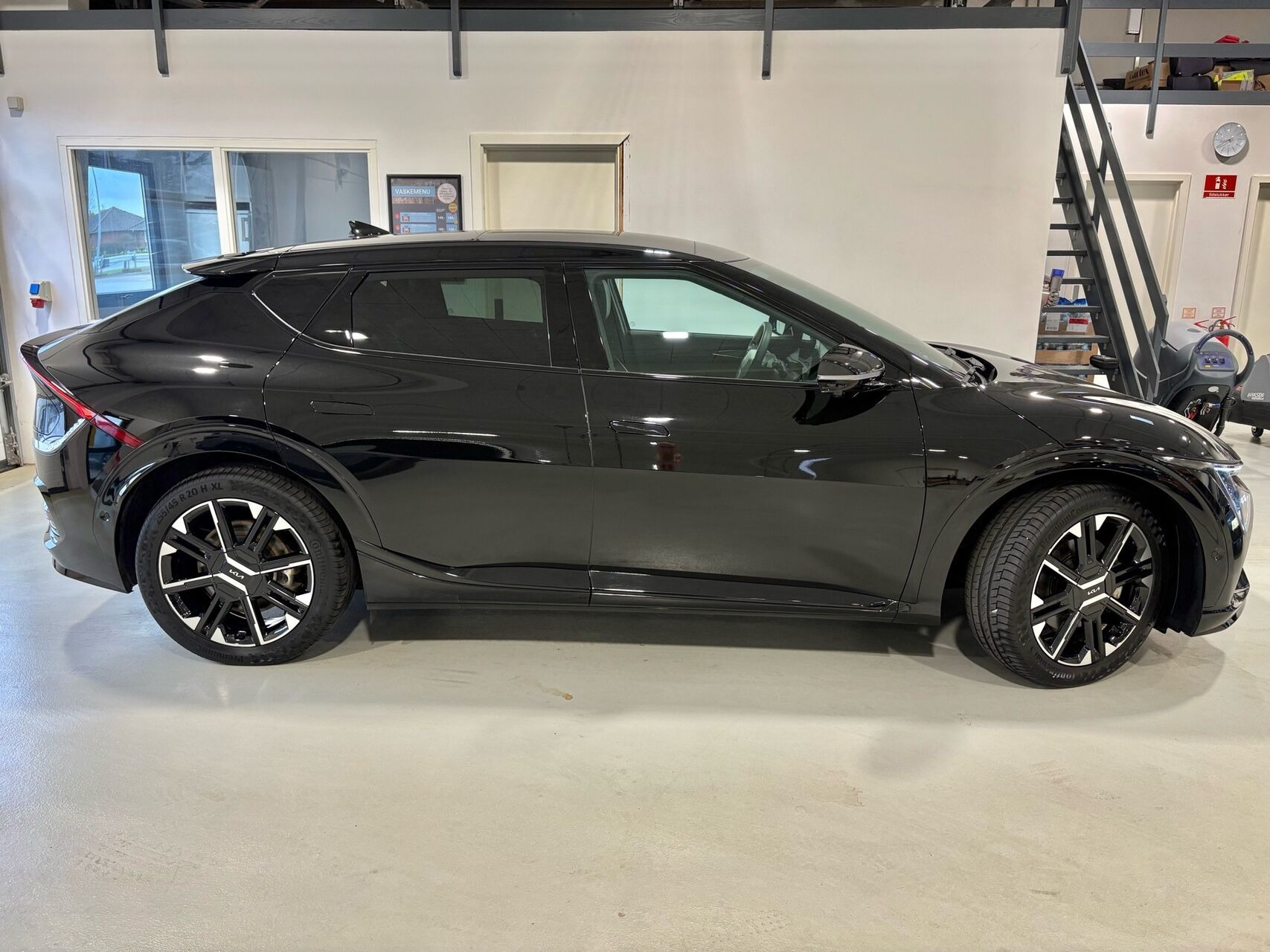 Sort Kia EV6 fra 2025