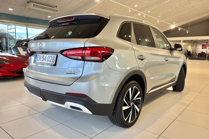 Sølv MG ZS fra 2025