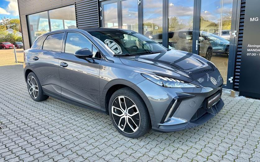 MG MG4 Electric EL Luxury 204HK 5d Aut.