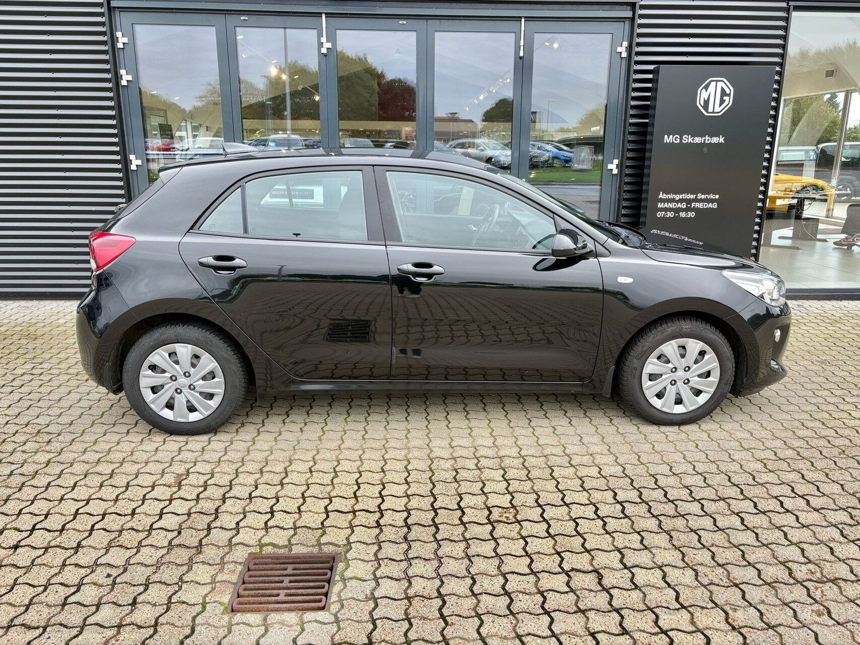 Sort Kia Rio fra 2018
