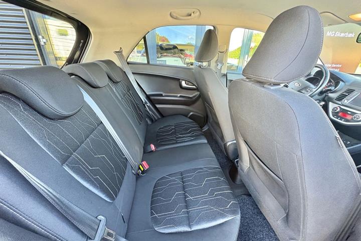 Sort Kia Picanto fra 2016