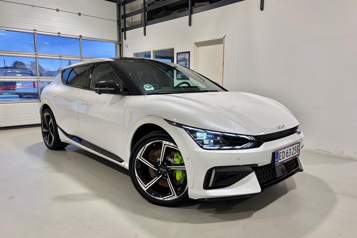 Hvid Kia EV6 fra 2023