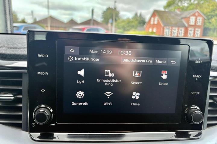 Blå Kia Ceed fra 2021
