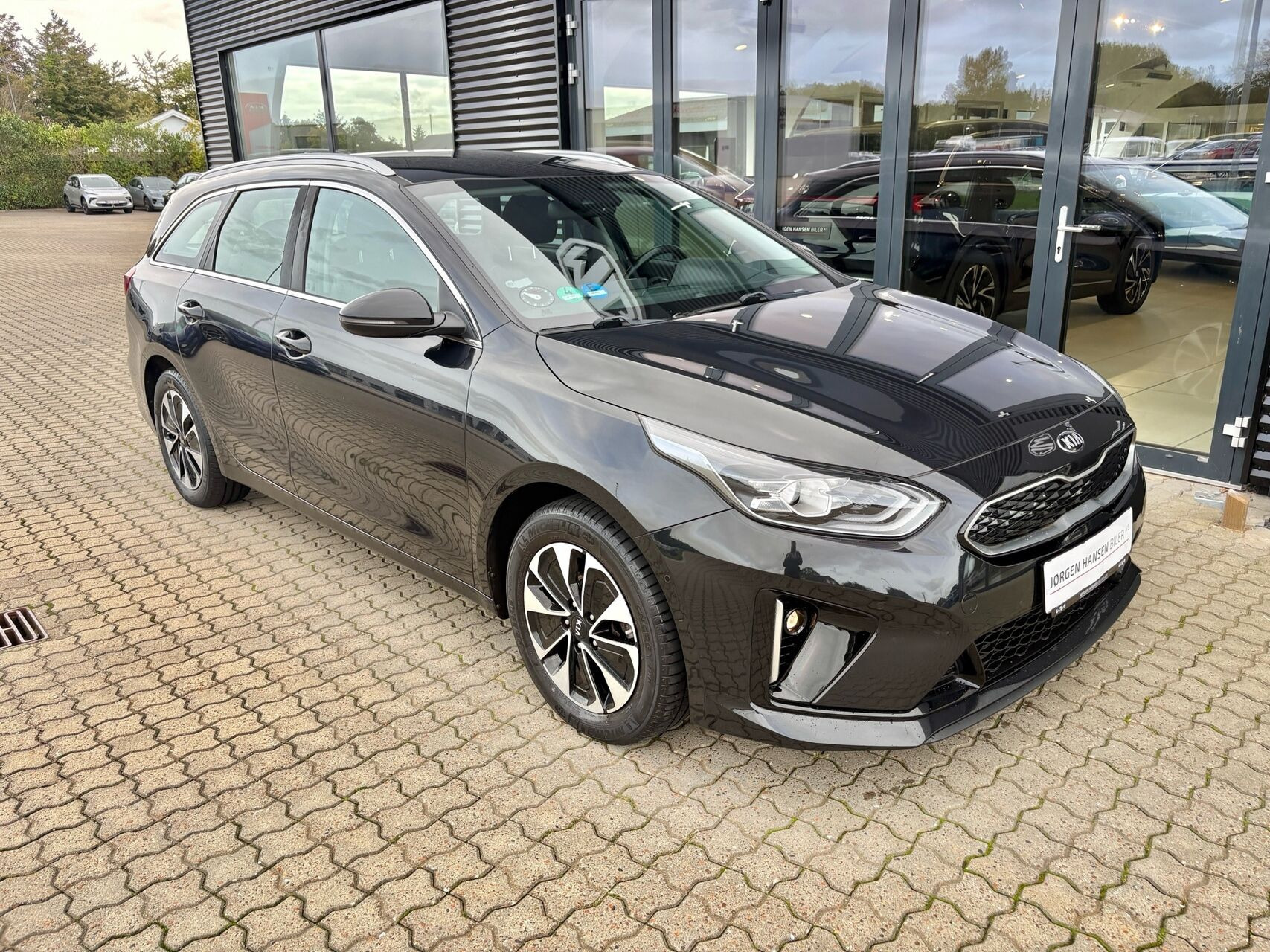 Kia Ceed 1,6 SW GDI PHEV  Plugin-hybrid Prestige DCT 141HK Stc 6g Aut.