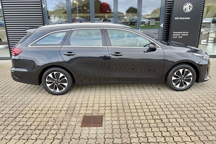 Sort Kia Ceed fra 2020