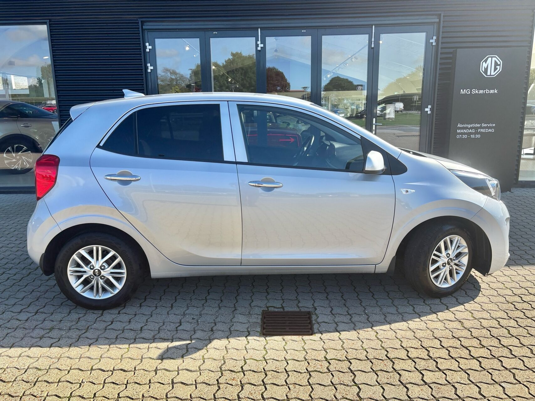 Sølv Kia Picanto fra 2021