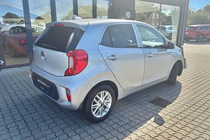 Sølv Kia Picanto fra 2021
