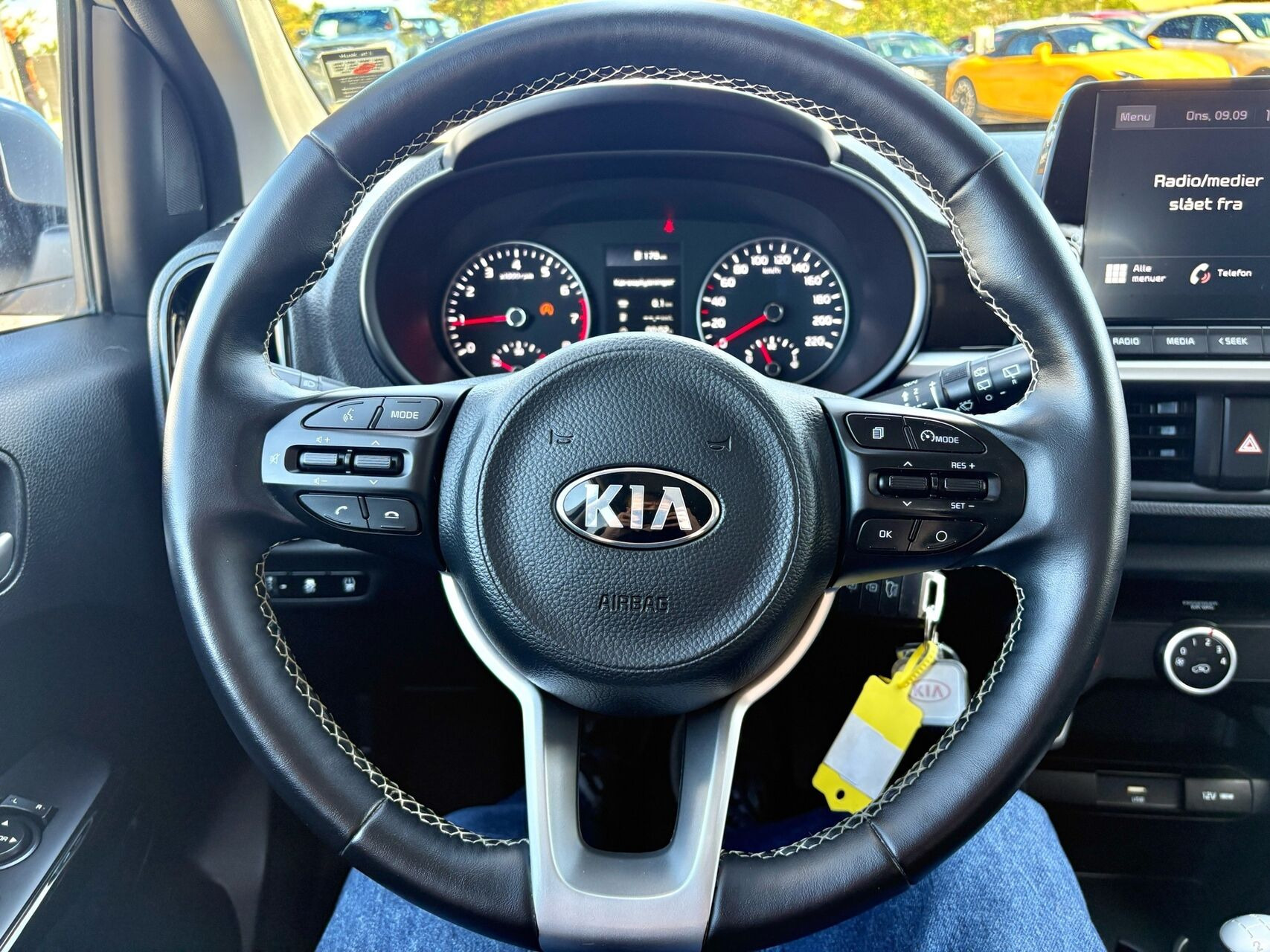 Sølv Kia Picanto fra 2021