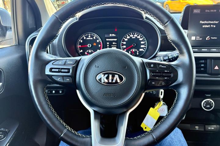 Sølv Kia Picanto fra 2021