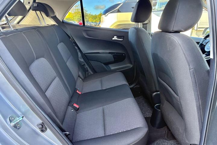 Sølv Kia Picanto fra 2021