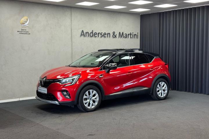 Rød Renault Captur fra 2021