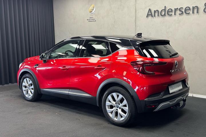 Rød Renault Captur fra 2021