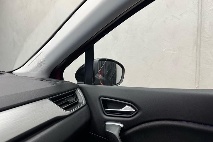 Rød Renault Captur fra 2021