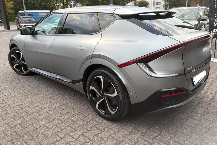 Grå Kia EV6 fra 2022