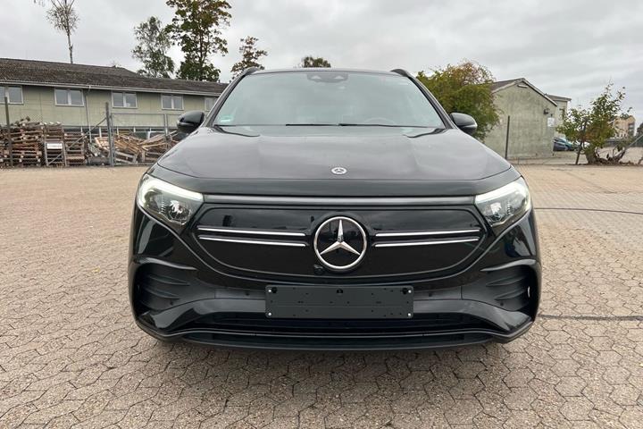 Sort Mercedes EQA250+ fra 2022