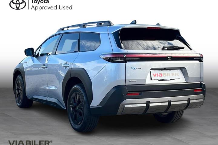 Grå Toyota bZ4X Touring fra 2026