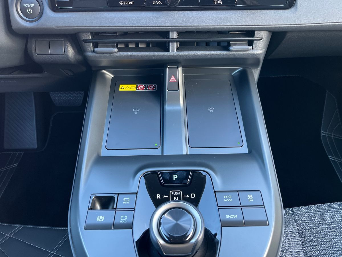 Grå Toyota bZ4X Touring fra 2026