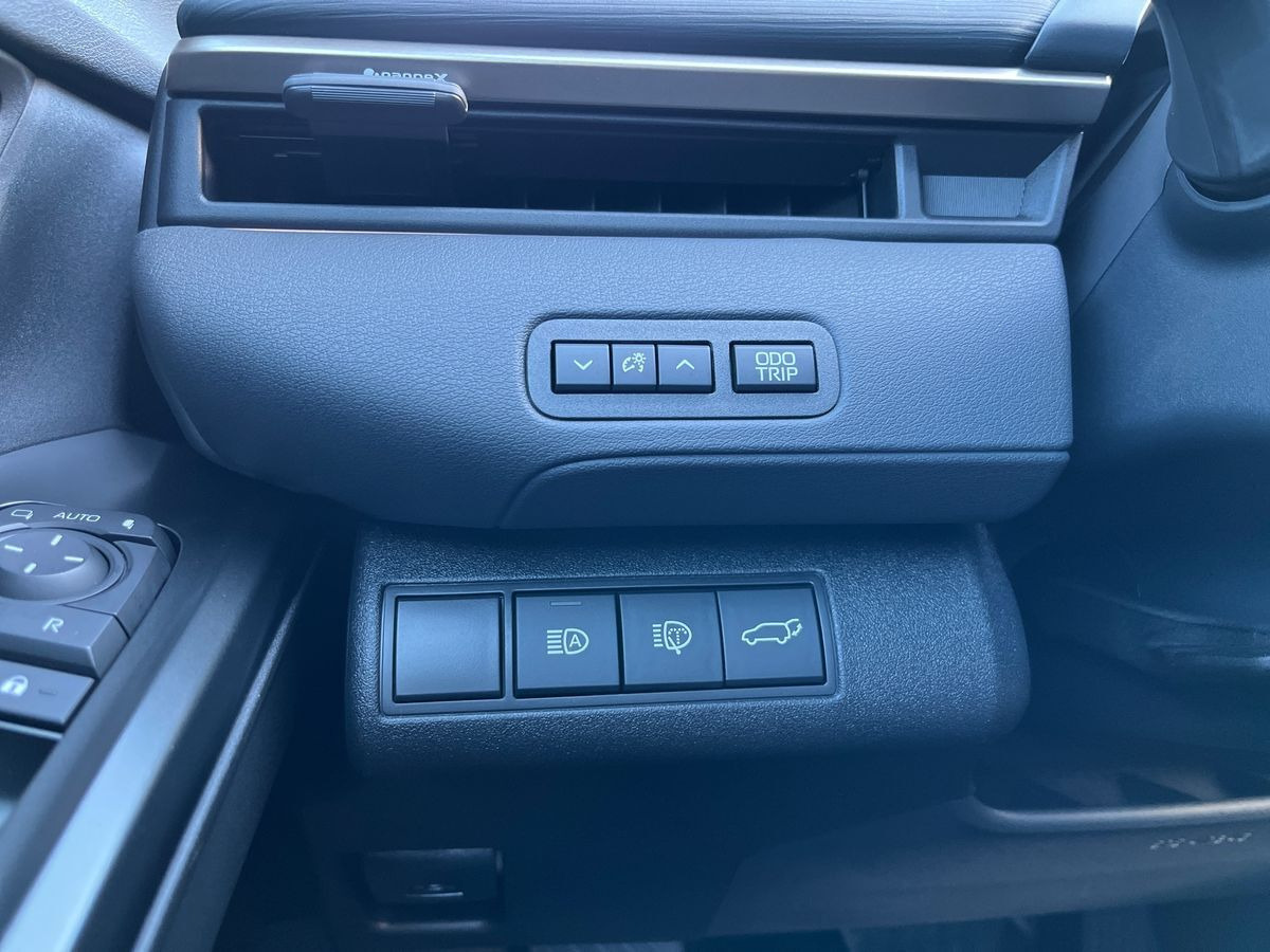 Grå Toyota bZ4X Touring fra 2026