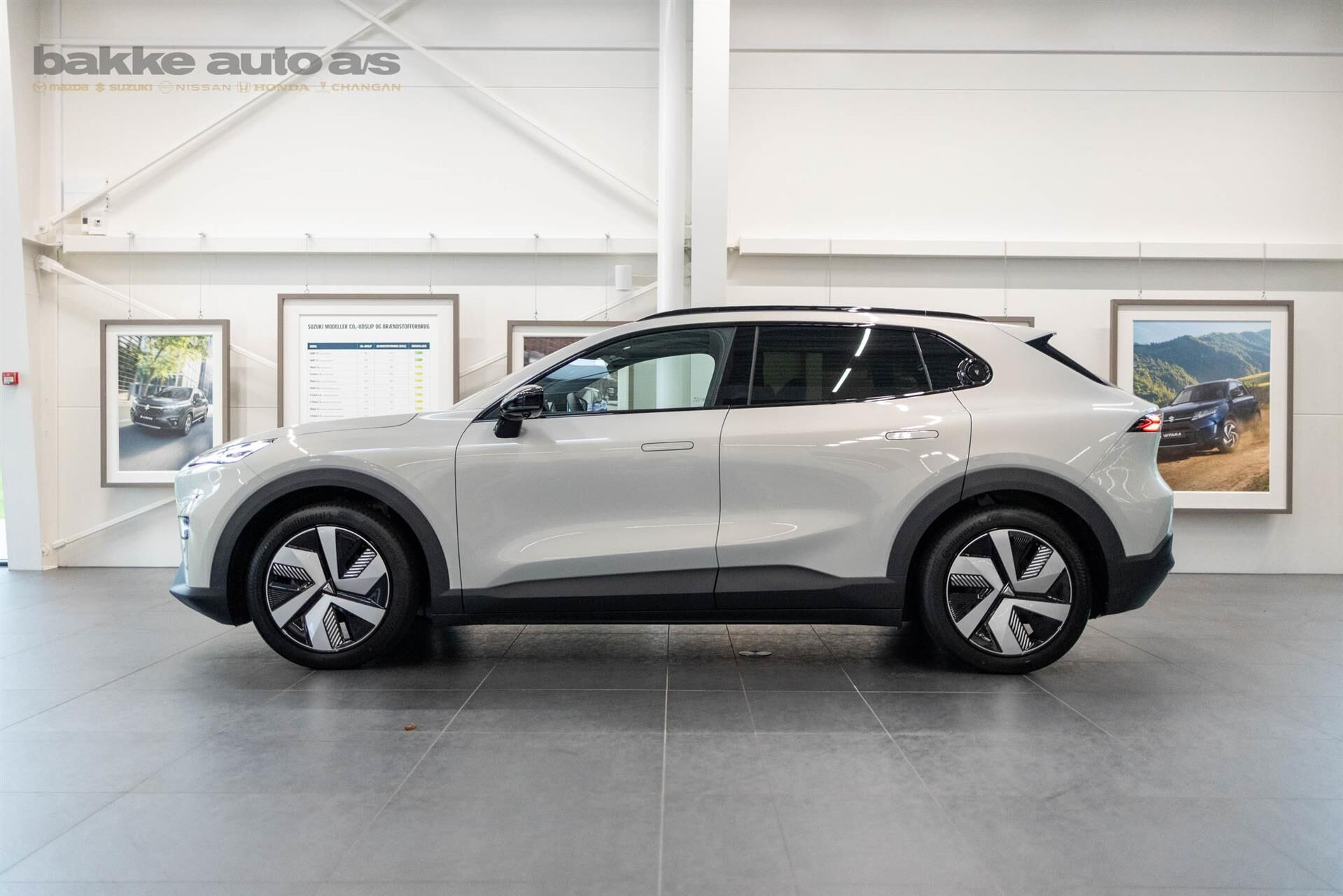 Sølv Changan Deepal S05 fra 2026