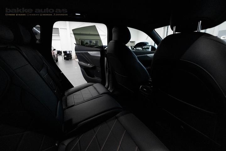 Sølv Changan Deepal S05 fra 2026