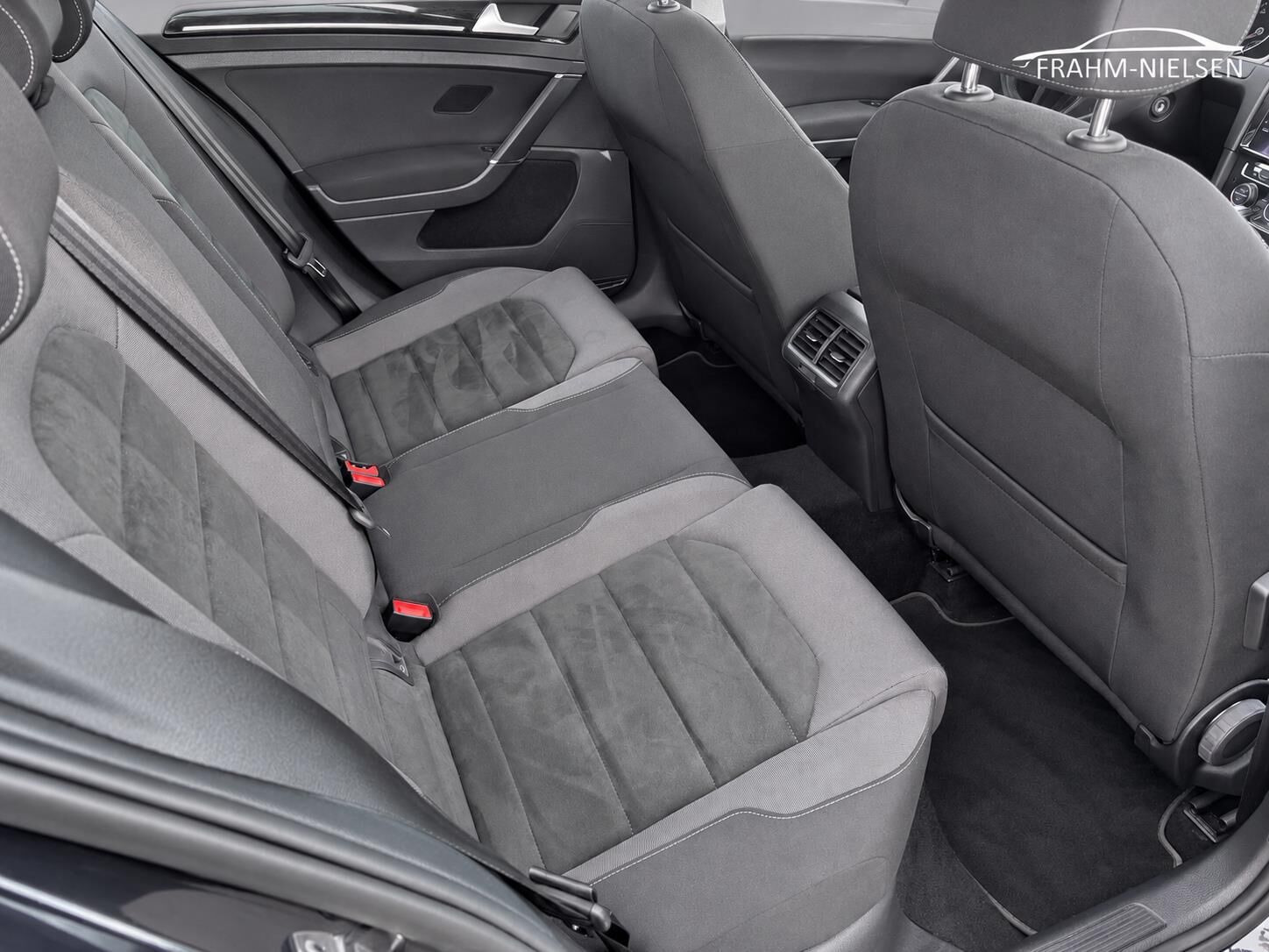Sort VW Golf fra 2020