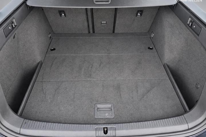 Sort VW Golf fra 2020