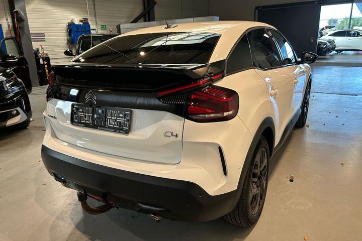 Hvid Citroën C4 fra 2021