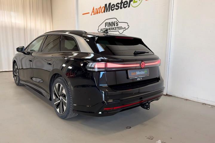 Sort VW ID.7 fra 2025