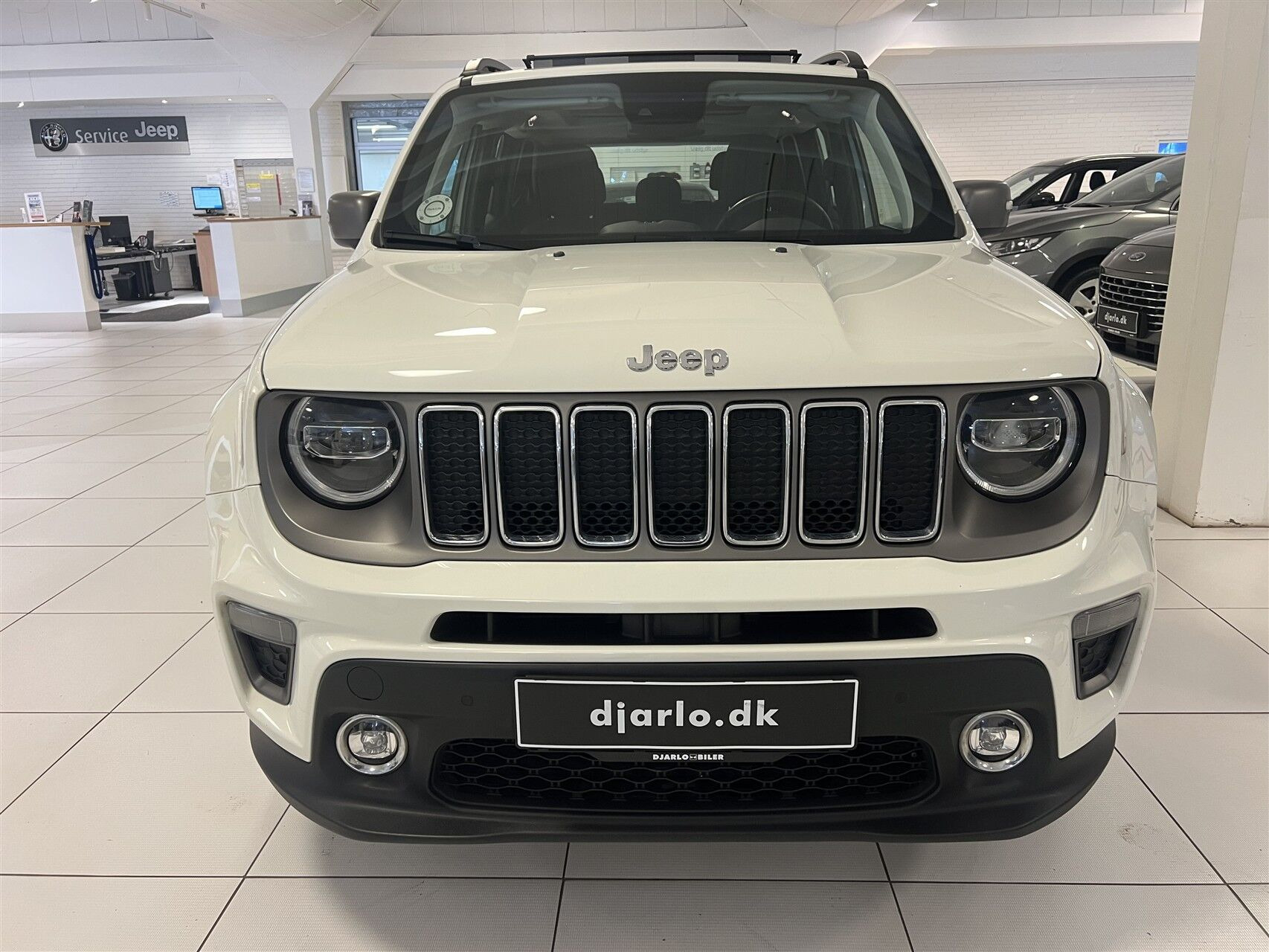 Hvid Jeep Renegade fra 2019