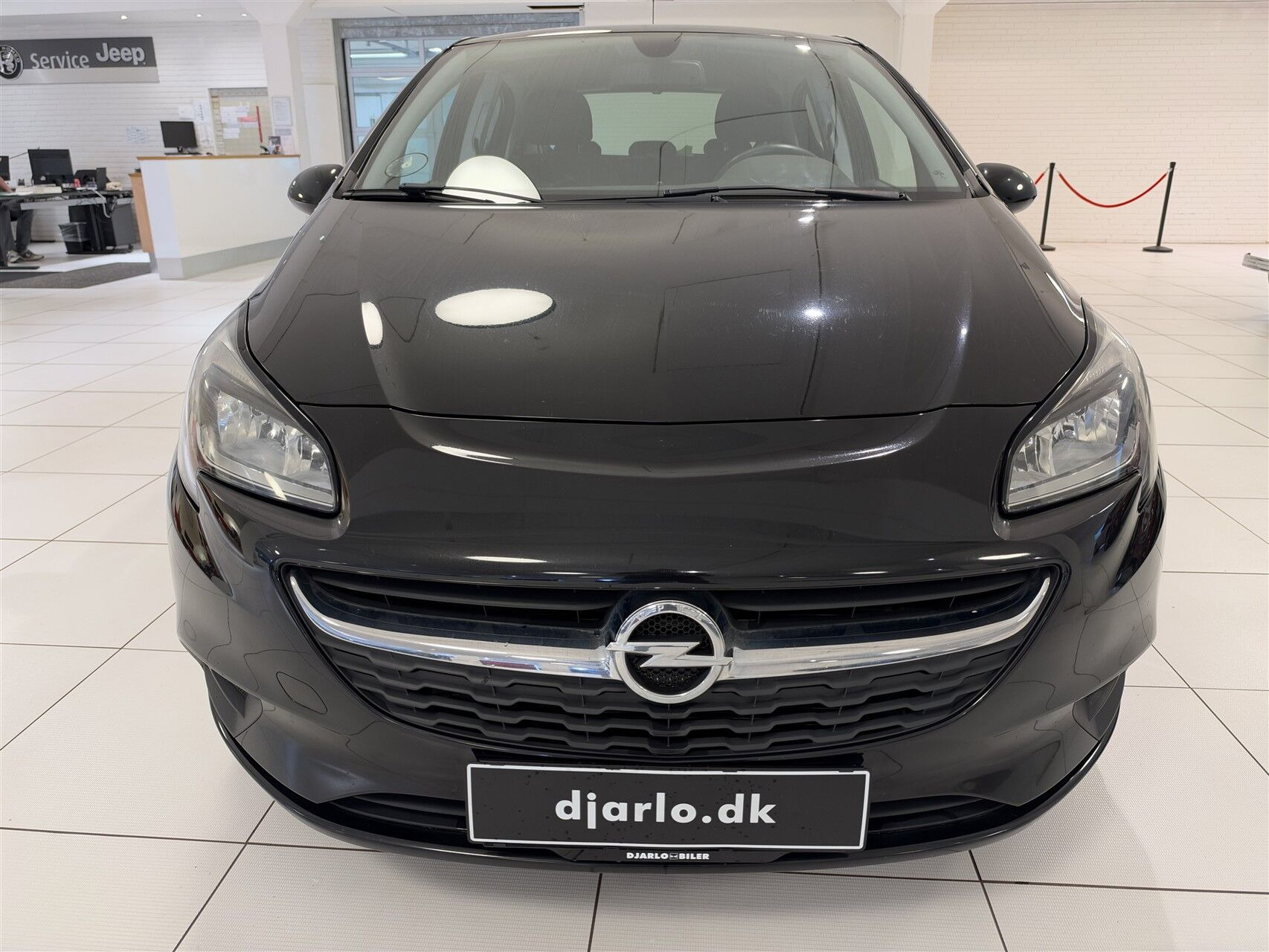 Sort Opel Corsa fra 2018