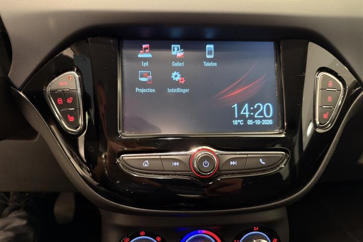 Sort Opel Corsa fra 2018