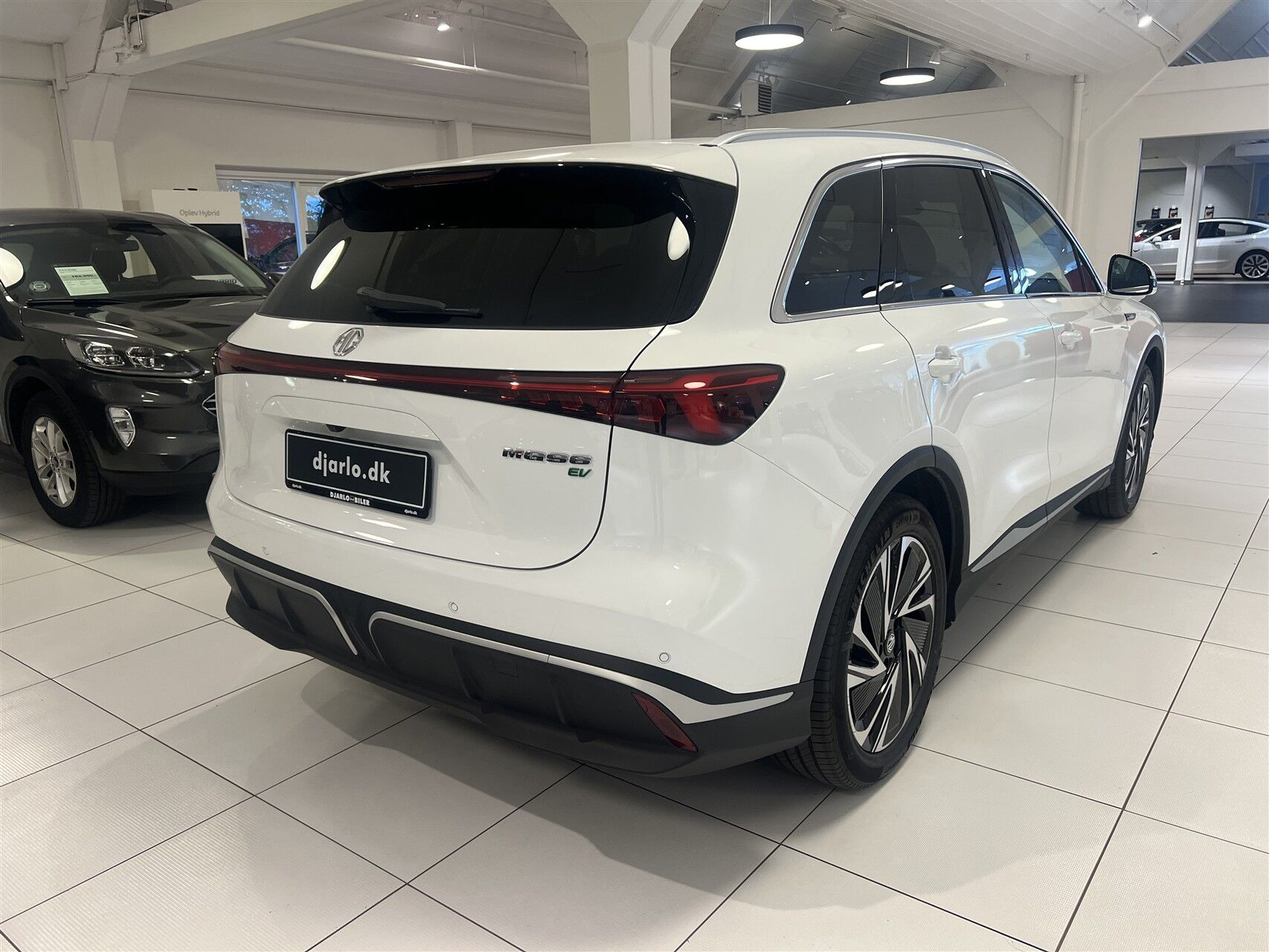 Hvid MG MGS6 Electric fra 2026