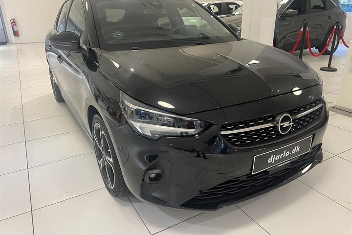 Sort Opel Corsa fra 2023