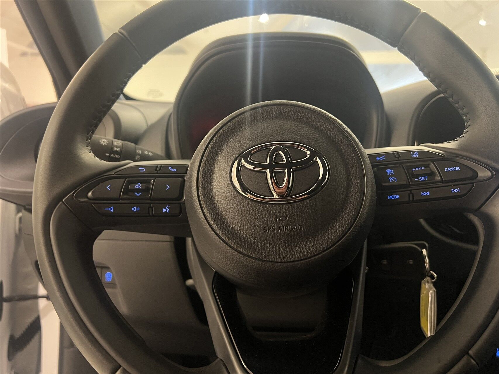 Hvid Toyota Aygo X fra 2025