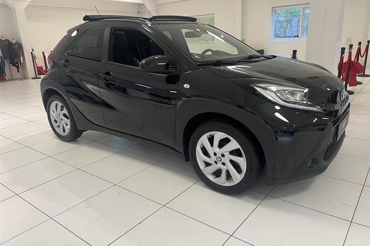 Sort Toyota Aygo X fra 2022