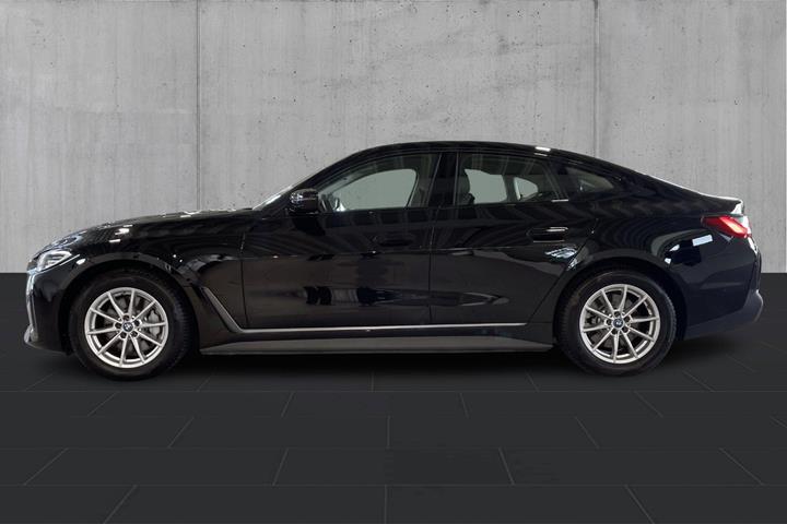 Sort BMW i4 fra 2023