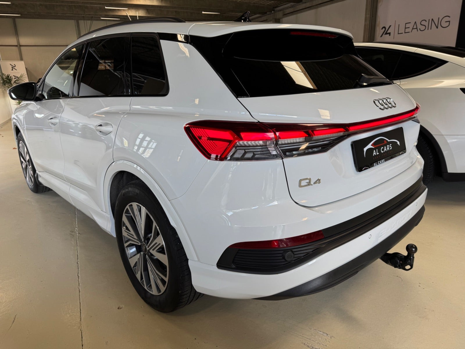 undefined Audi Q4 e-tron fra 2023