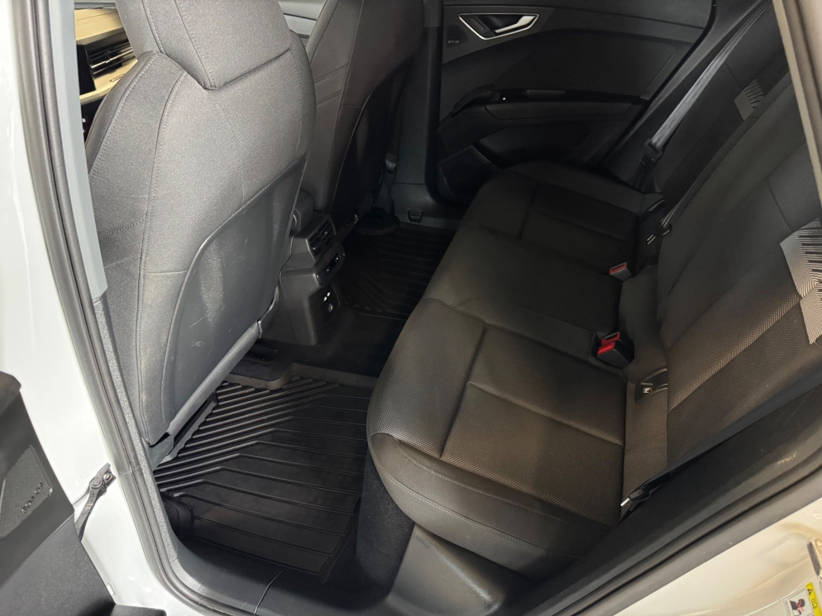 undefined Audi Q4 e-tron fra 2023