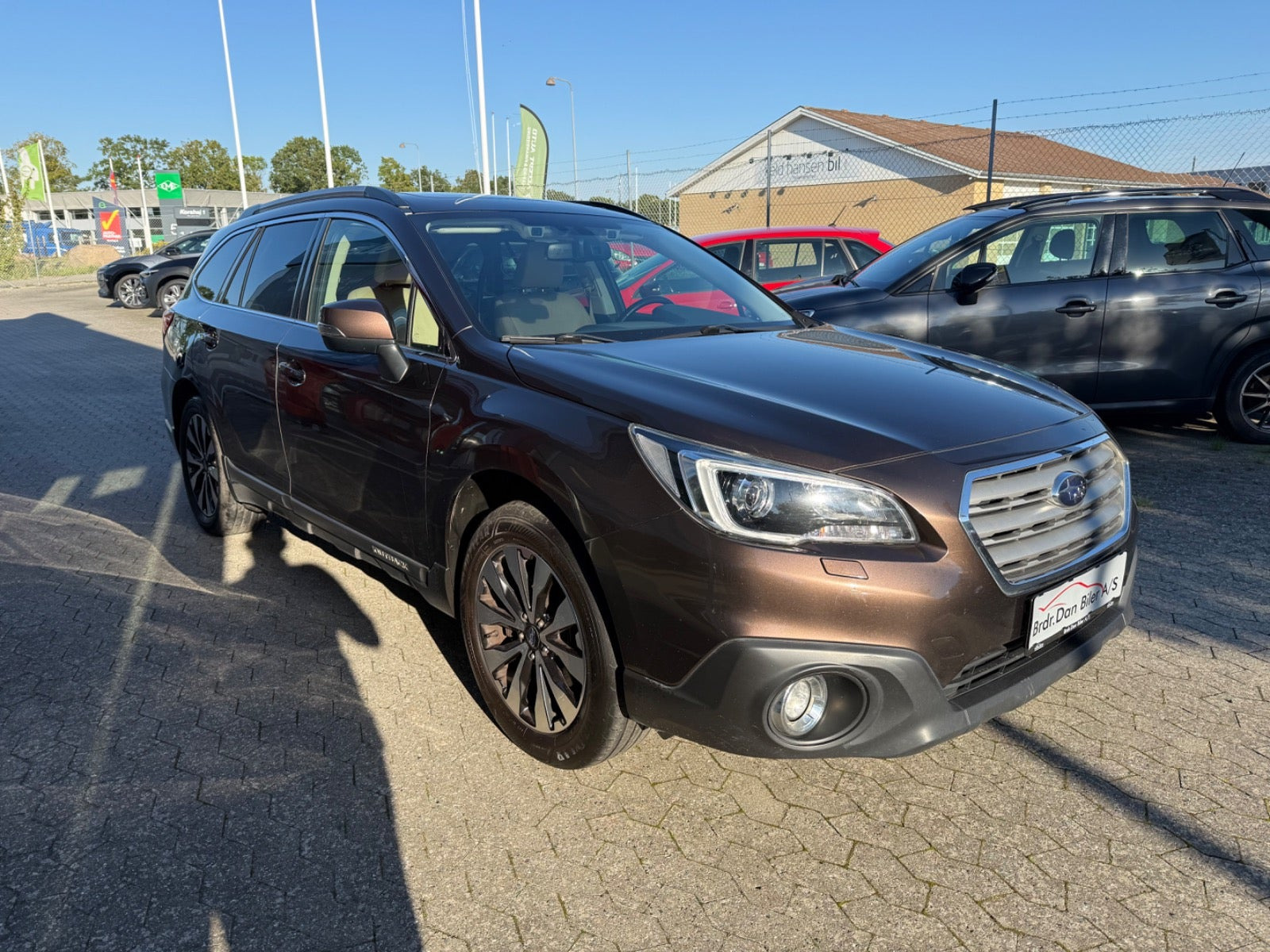 Brun Subaru Outback fra 2017