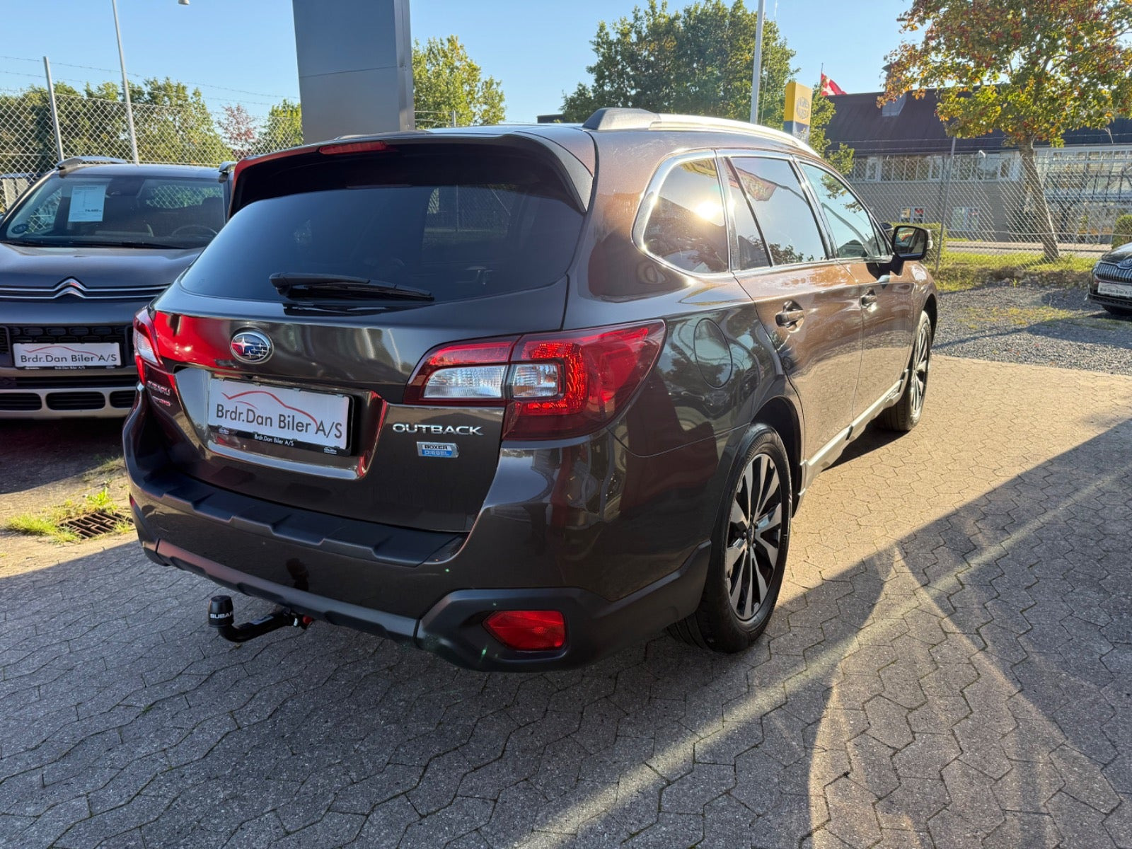 Brun Subaru Outback fra 2017