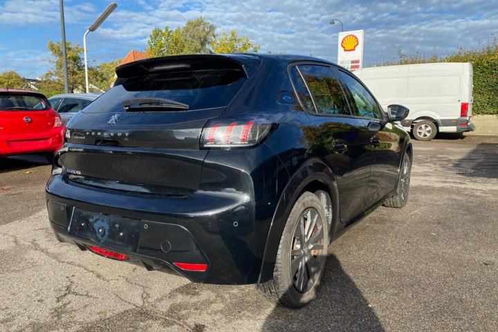 Sort Peugeot e-208 fra 2020