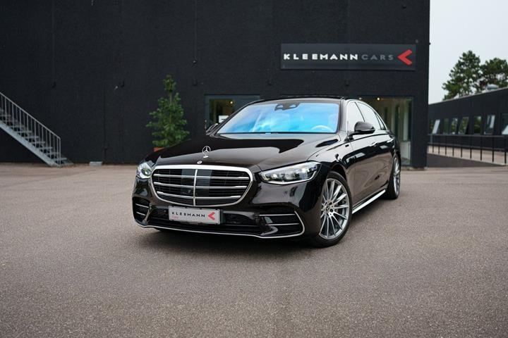 Sort Mercedes S580 e fra 2022