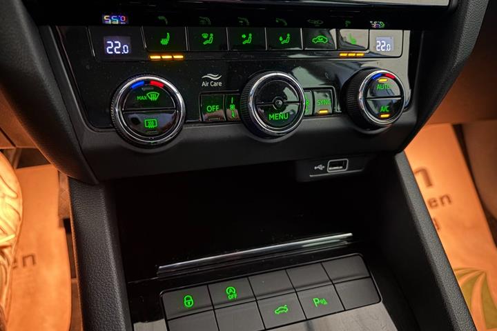 undefined Skoda Octavia fra 2018
